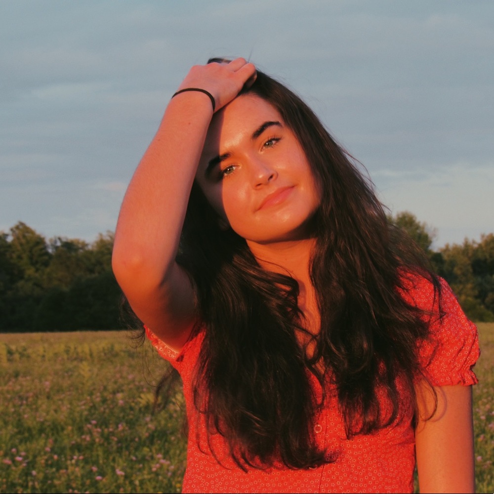 Meet your Posher, Caitlyn